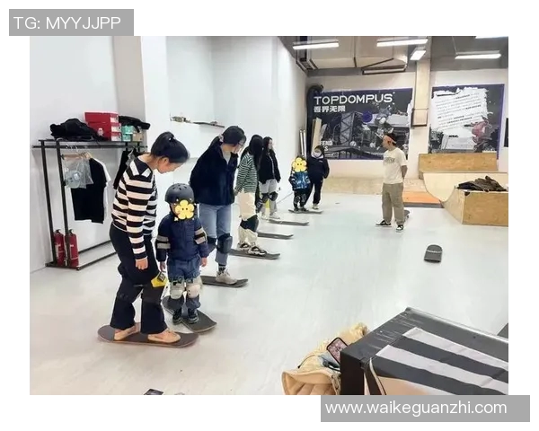 南京滑板队协作创新引发热议滑板文化新变革 南京滑板队协作创新引发热议滑板文化新变革