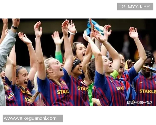 深圳足球队的包夹战术解析与深度剖析如何影响比赛结果 深圳足球队的包夹战术解析与深度剖析如何影响比赛结果