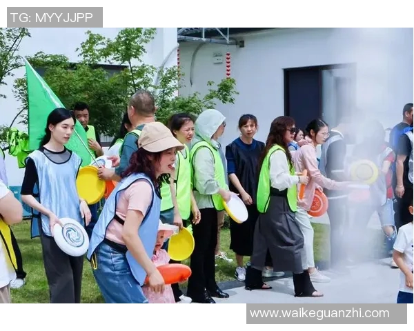 飞盘战术与团队协作杭州飞盘队的成功运营模式探讨 飞盘战术与团队协作杭州飞盘队的成功运营模式探讨